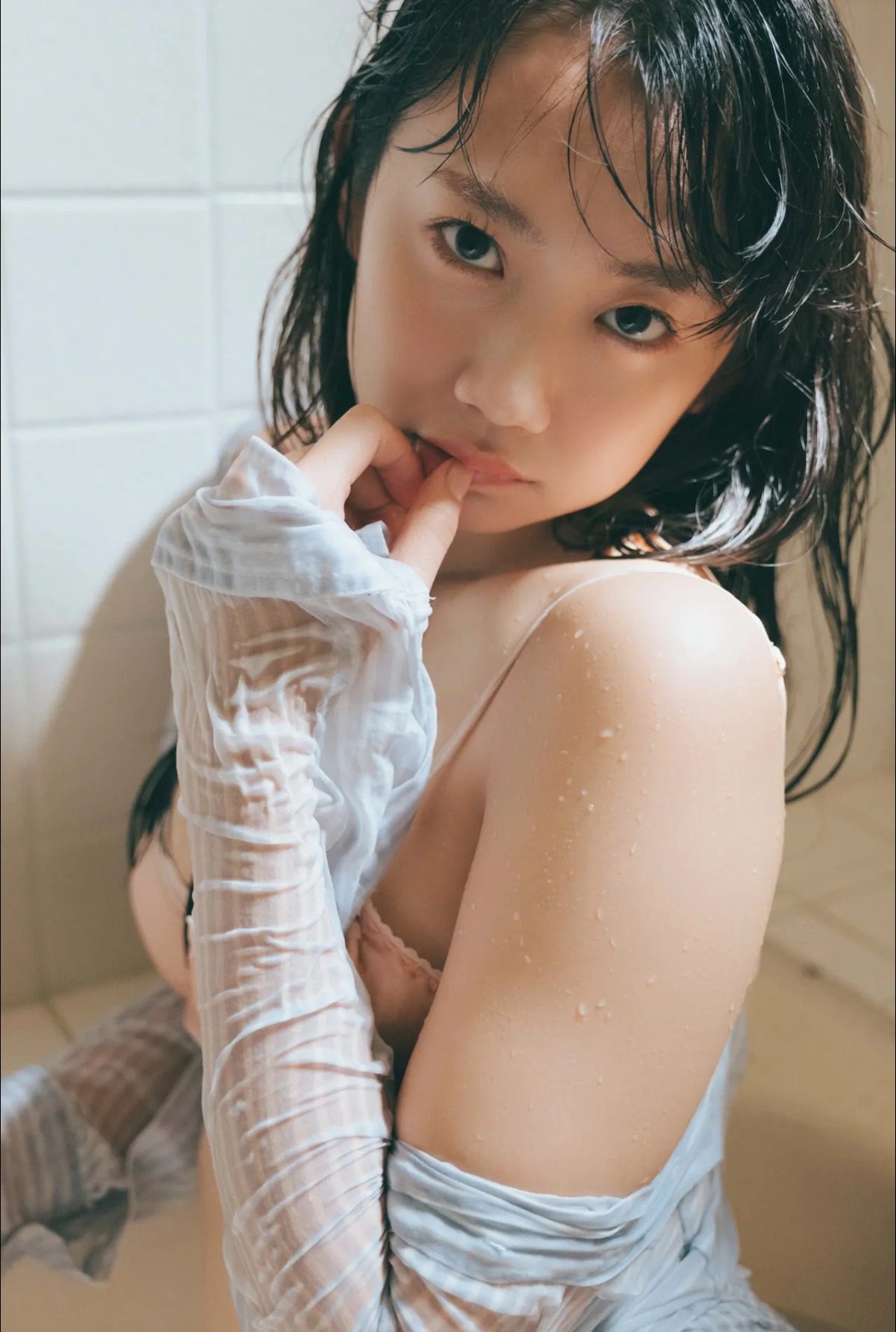 Set 1 - Nanako Aizawa - AllGravure