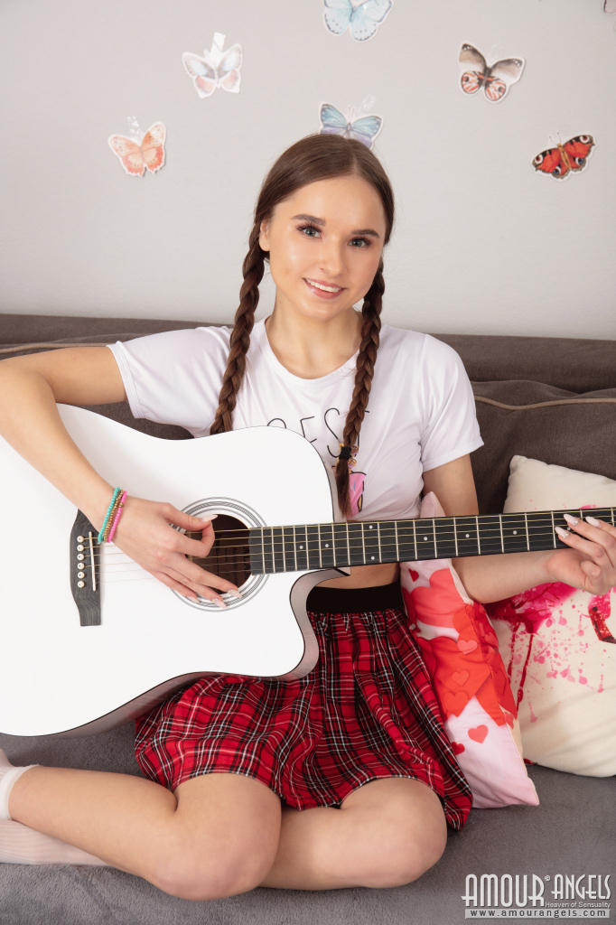 Debut of Deliria - AmourAngels